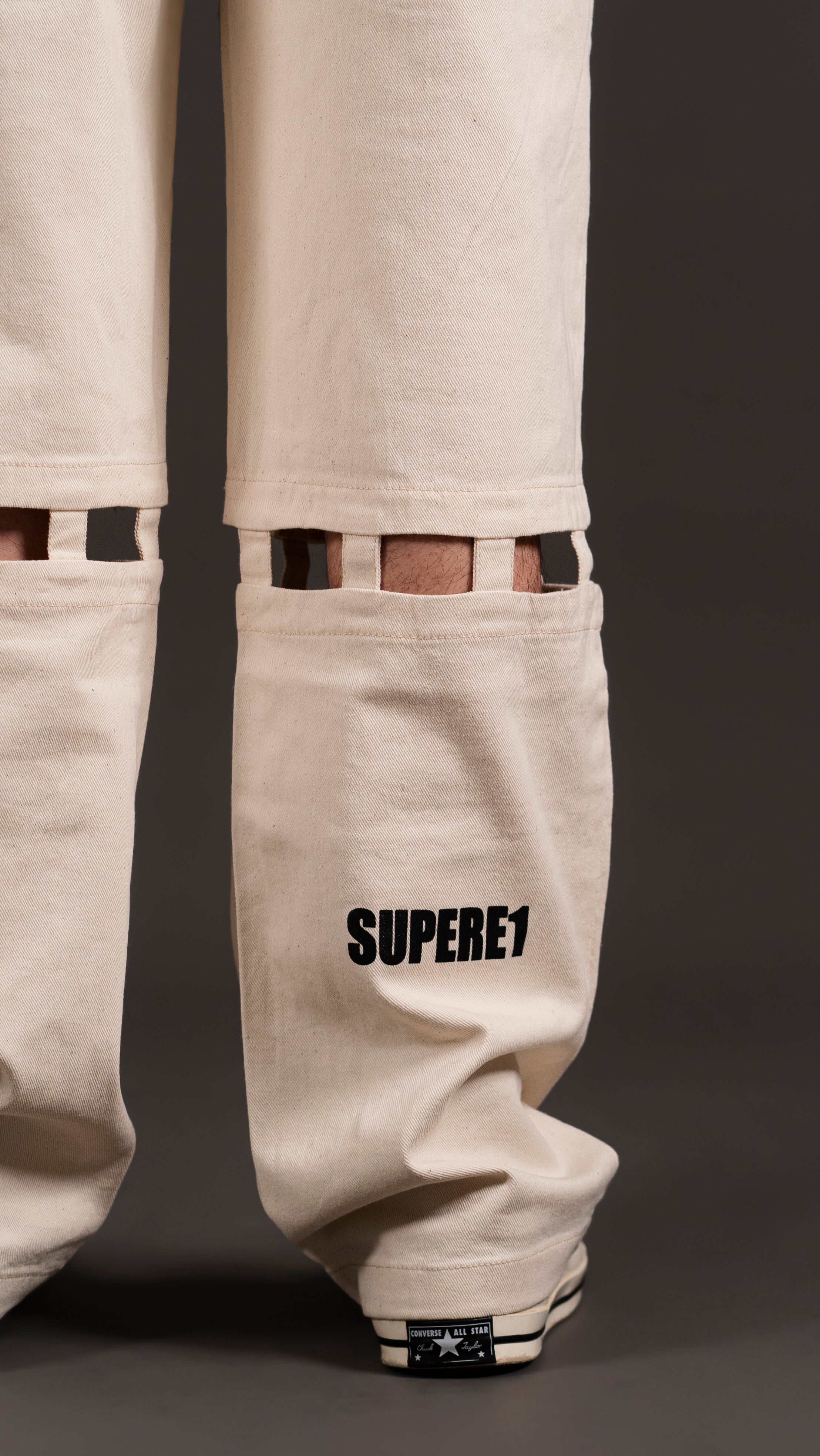 KNEE CUT ARROW BAND CARGO PANT/ BEIGE