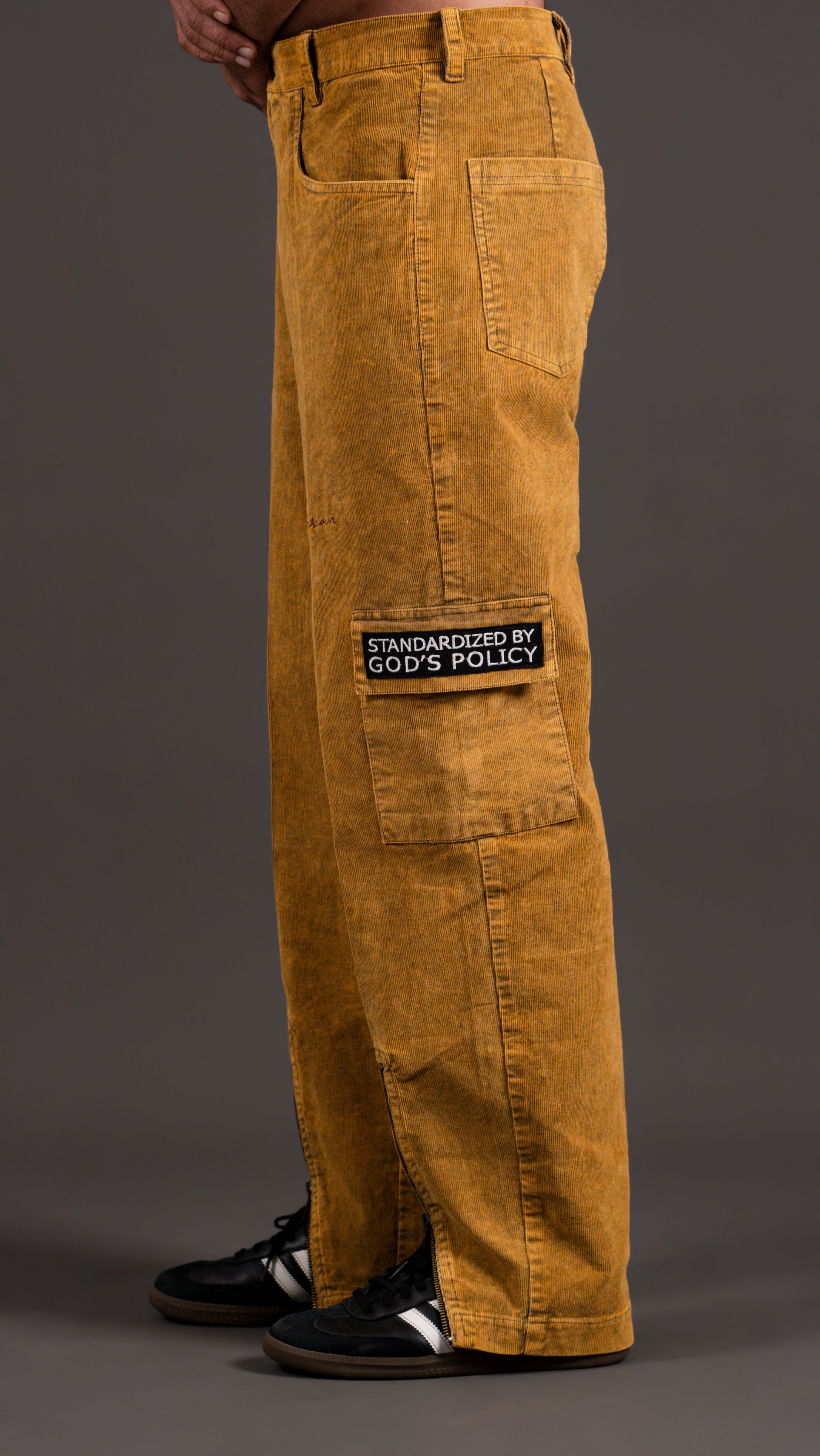 パンツ Wide Ridge Washed Corduroy AMBER 70'S AMBER GOLD CORDUROY PANT – Supereven